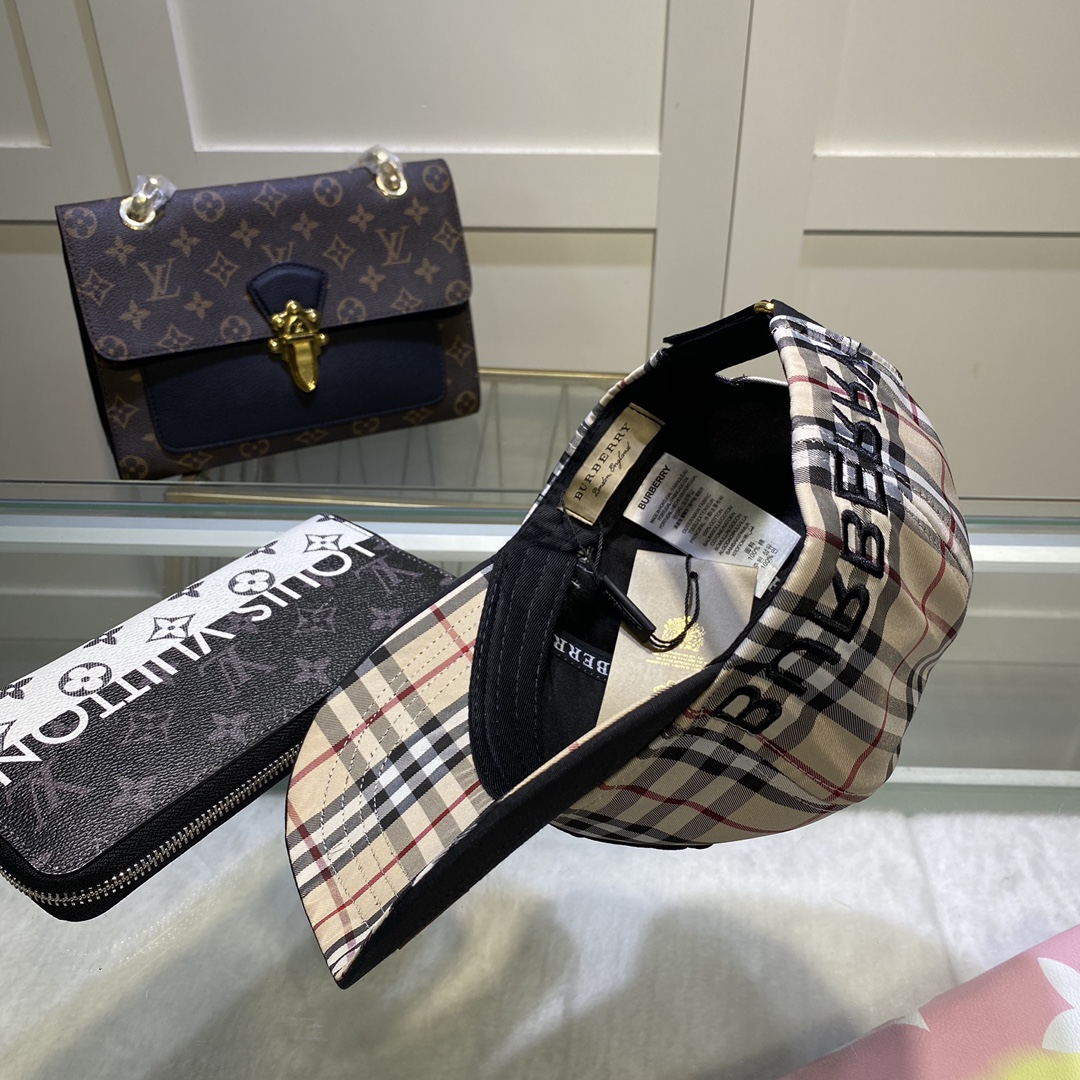 Burberry Monogram Motif Icon Stripe Baseball Cap - DesignerGu