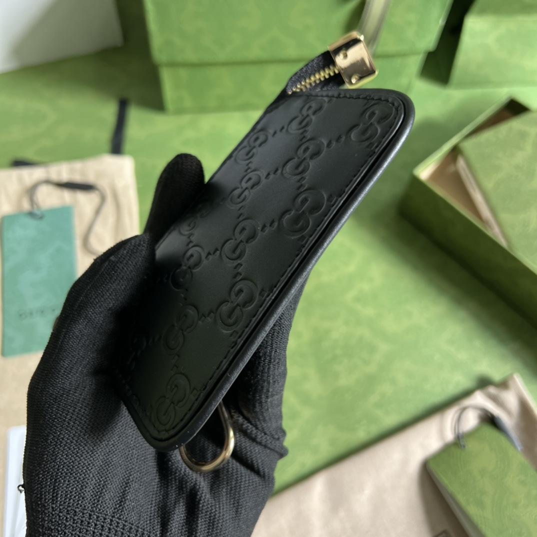 Gucci Signature Key Case(12-7.5-1.5cm) - DesignerGu
