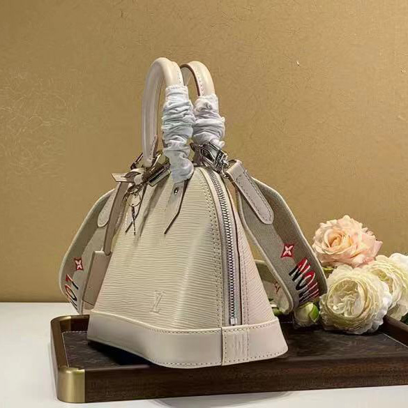 Louis Vuitton Alma BB Bag(23.5-17.5-11.5cm)     M58706 - DesignerGu