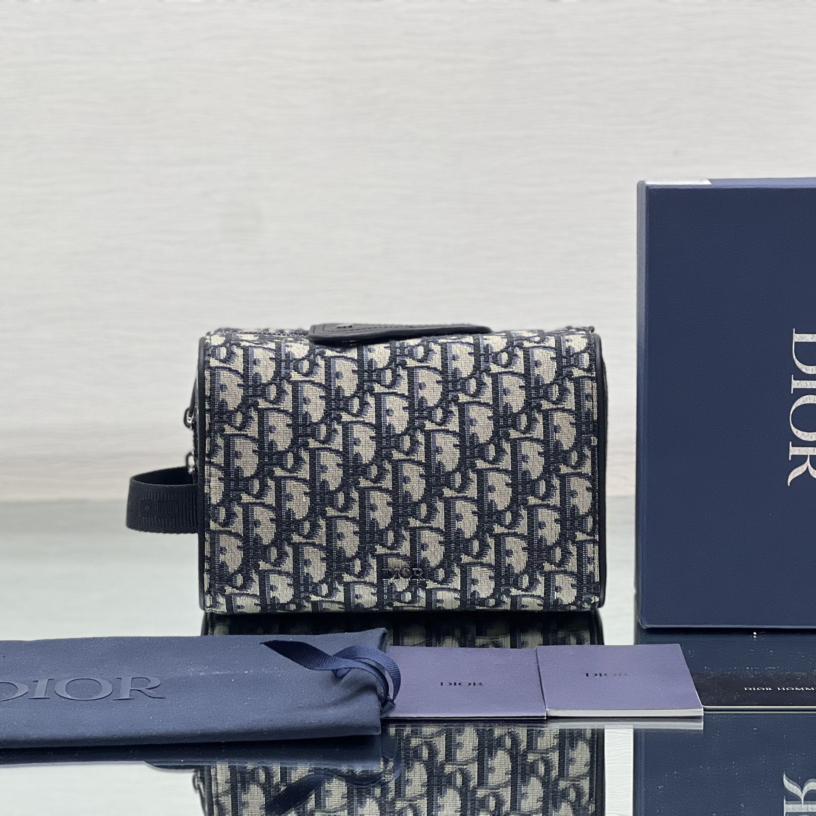 Dior Lingot Toiletry Case - DesignerGu