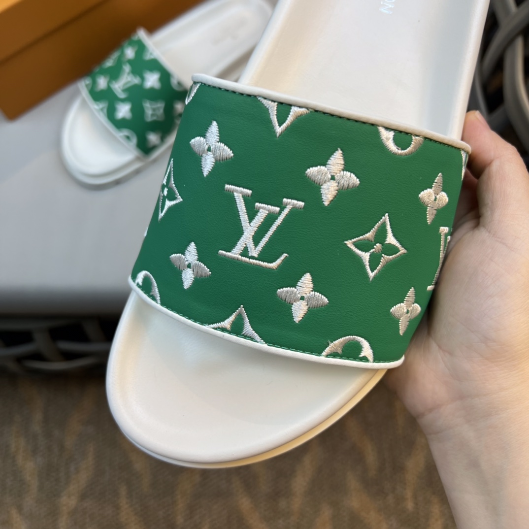 Louis Vuitton Monogram Sandals - DesignerGu