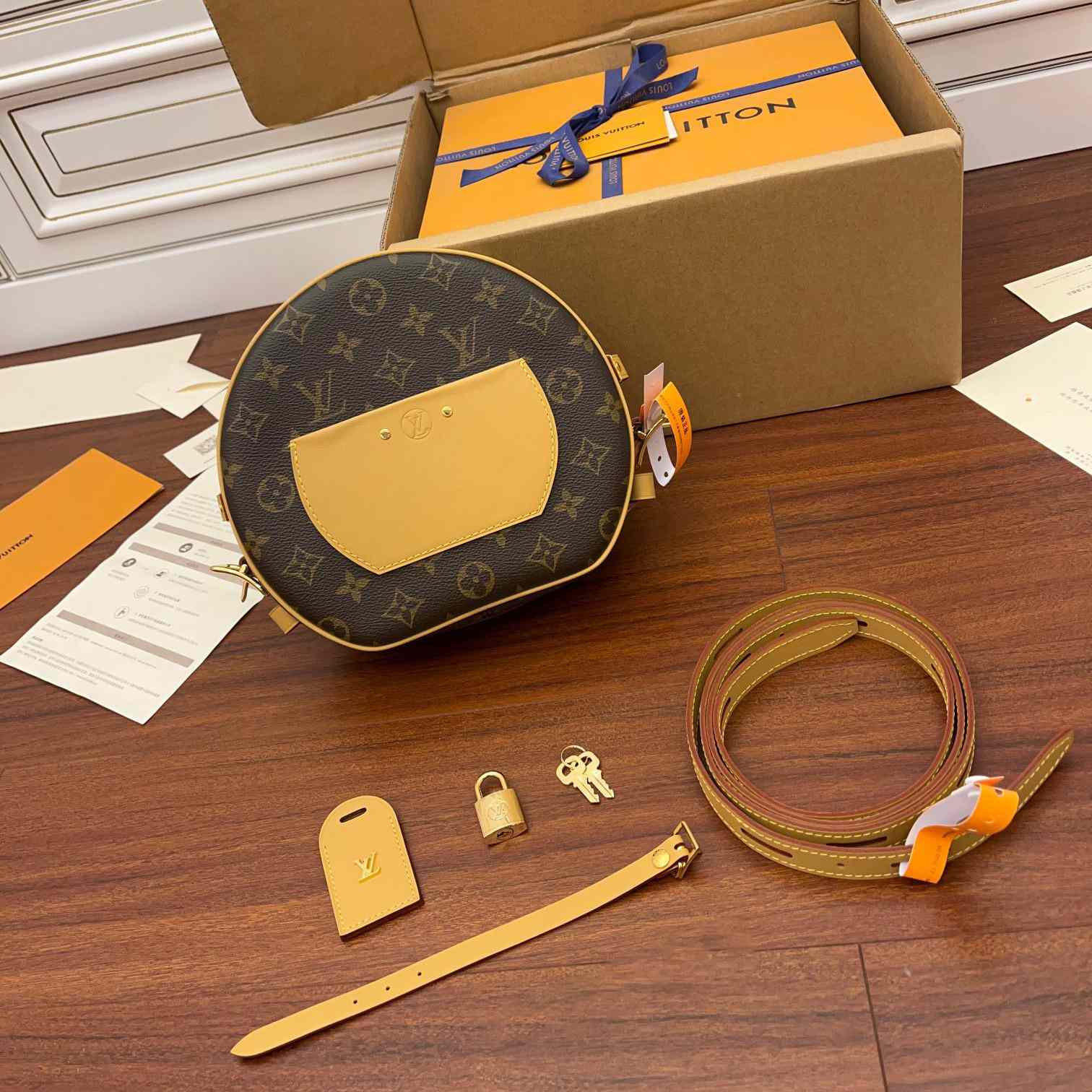 Louis Vuitton Boite Chapeau Souple MM   M45647 - DesignerGu