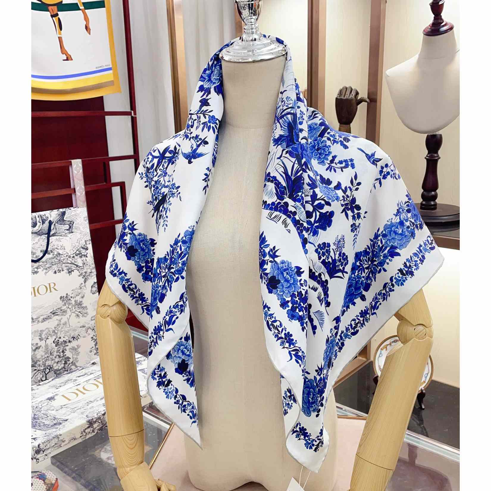 Dior Jardin d'Hiver 90 Square Scarf - DesignerGu