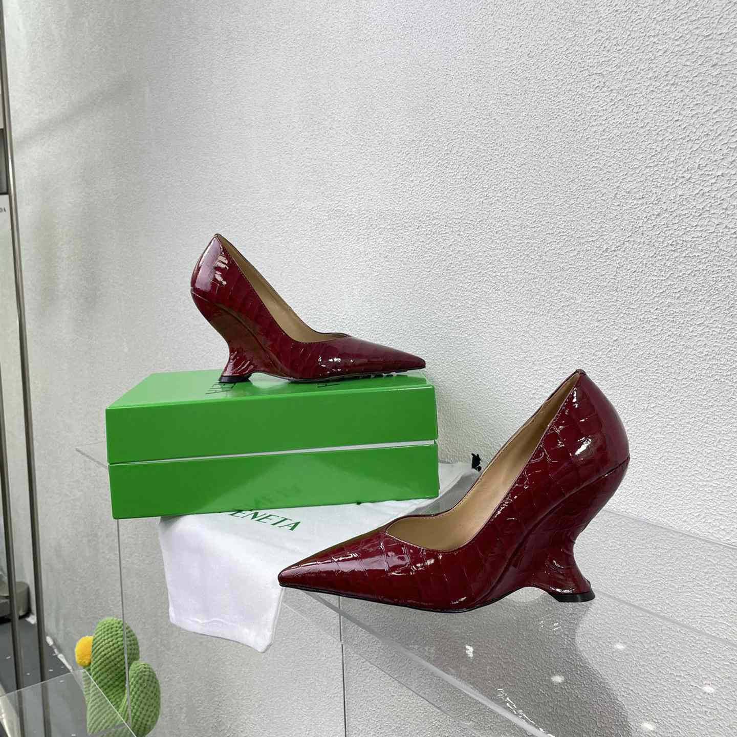 Bottega Veneta Punta Pump - DesignerGu