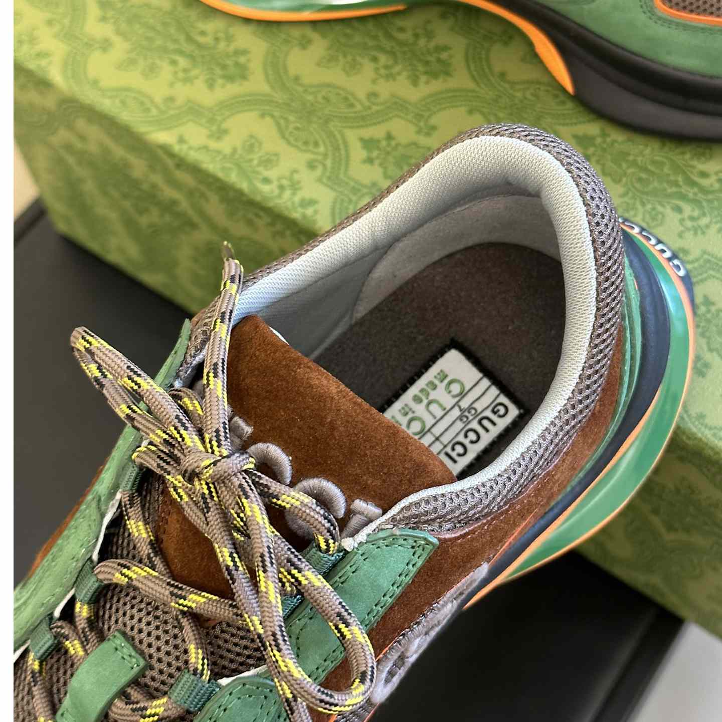 Gucci Run Sneaker - DesignerGu