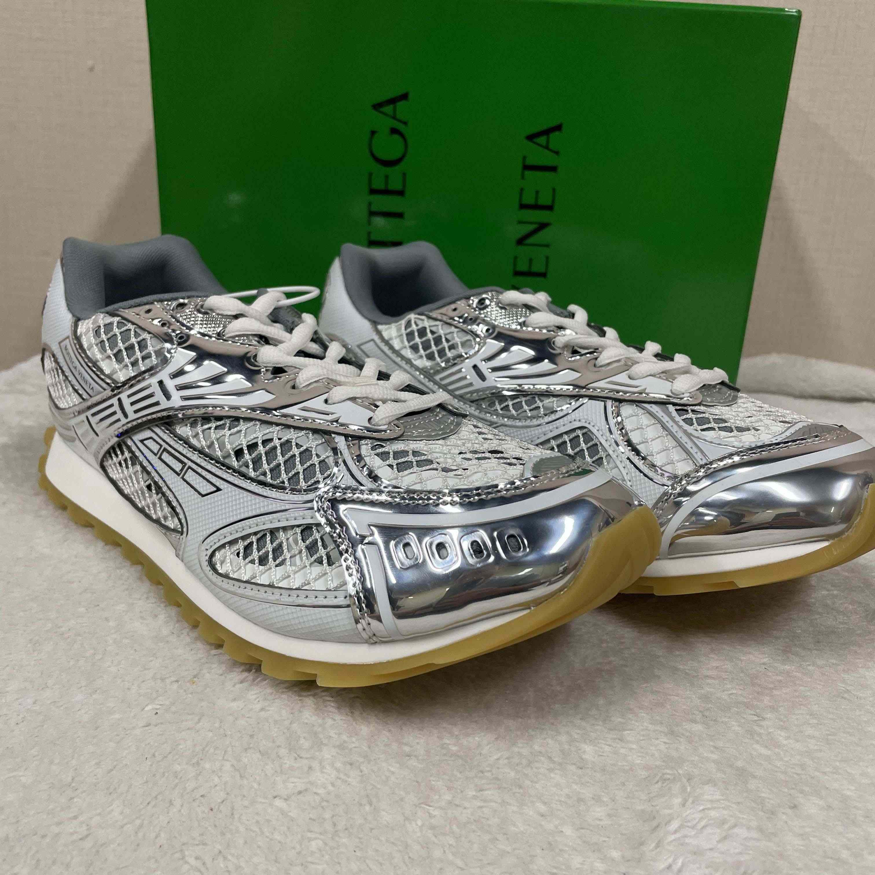 Bottega Veneta Orbit Sneaker - DesignerGu