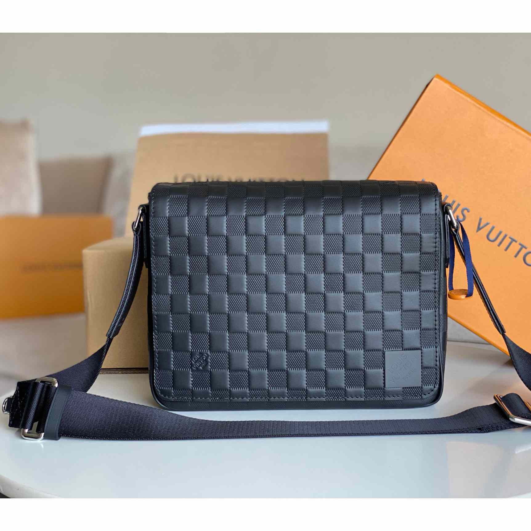 Louis Vuitton District PM (26 x 20 x 7cm)   N42711 - DesignerGu