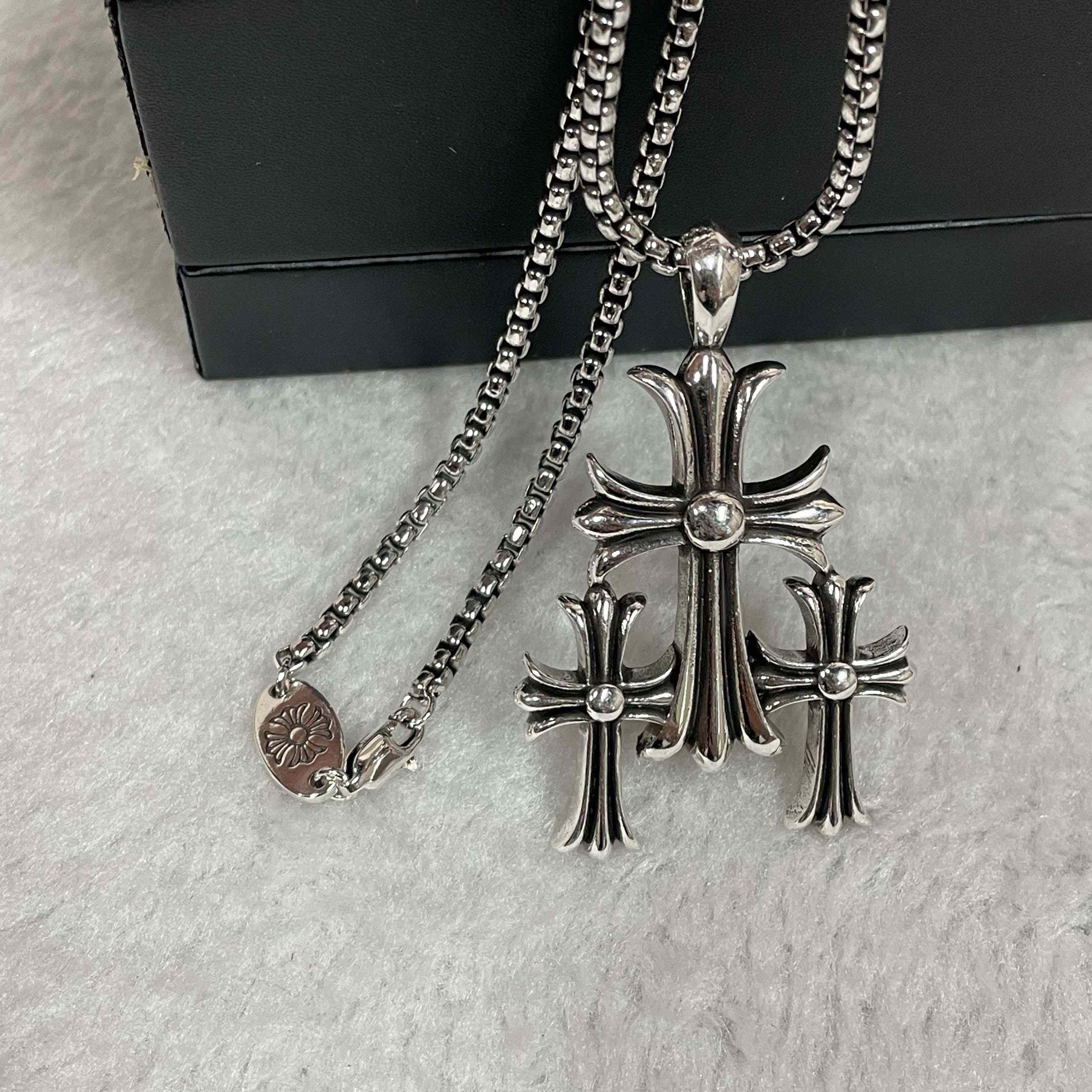 Chrome Heart Necklace   - DesignerGu