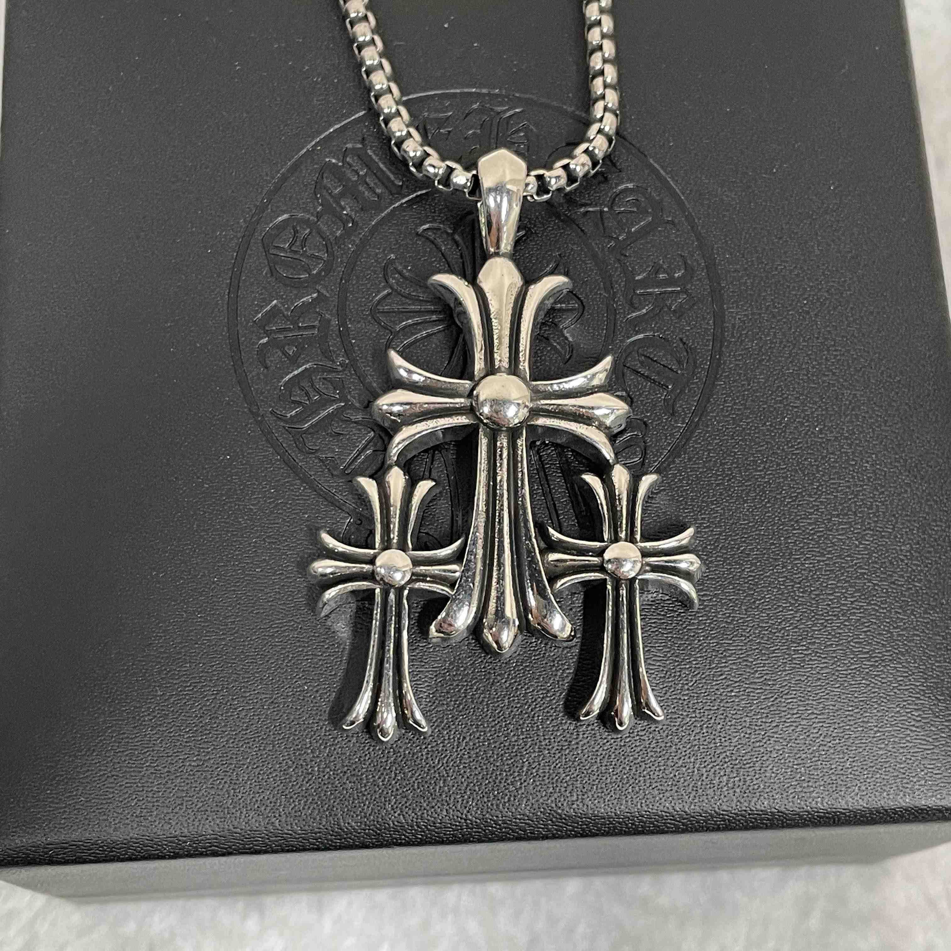 Chrome Heart Necklace   - DesignerGu