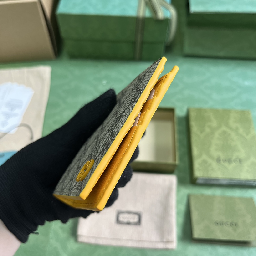 Gucci Wallet With GG Detail - DesignerGu