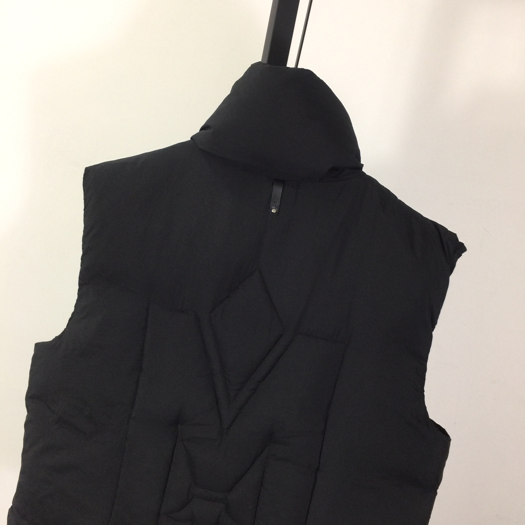 Mackage Padded Gilet - DesignerGu
