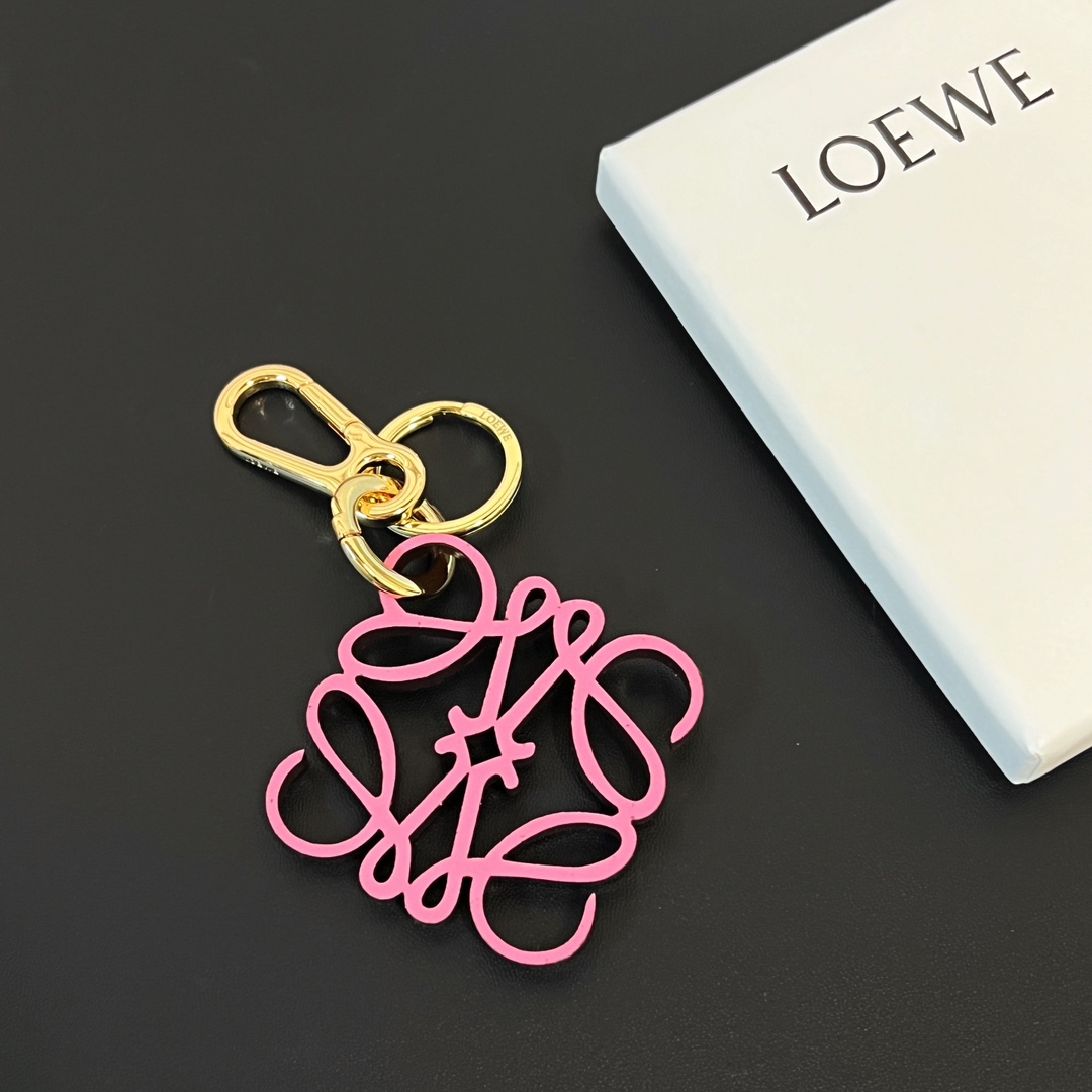 Loewe Anagram Charm In Calfskin - DesignerGu