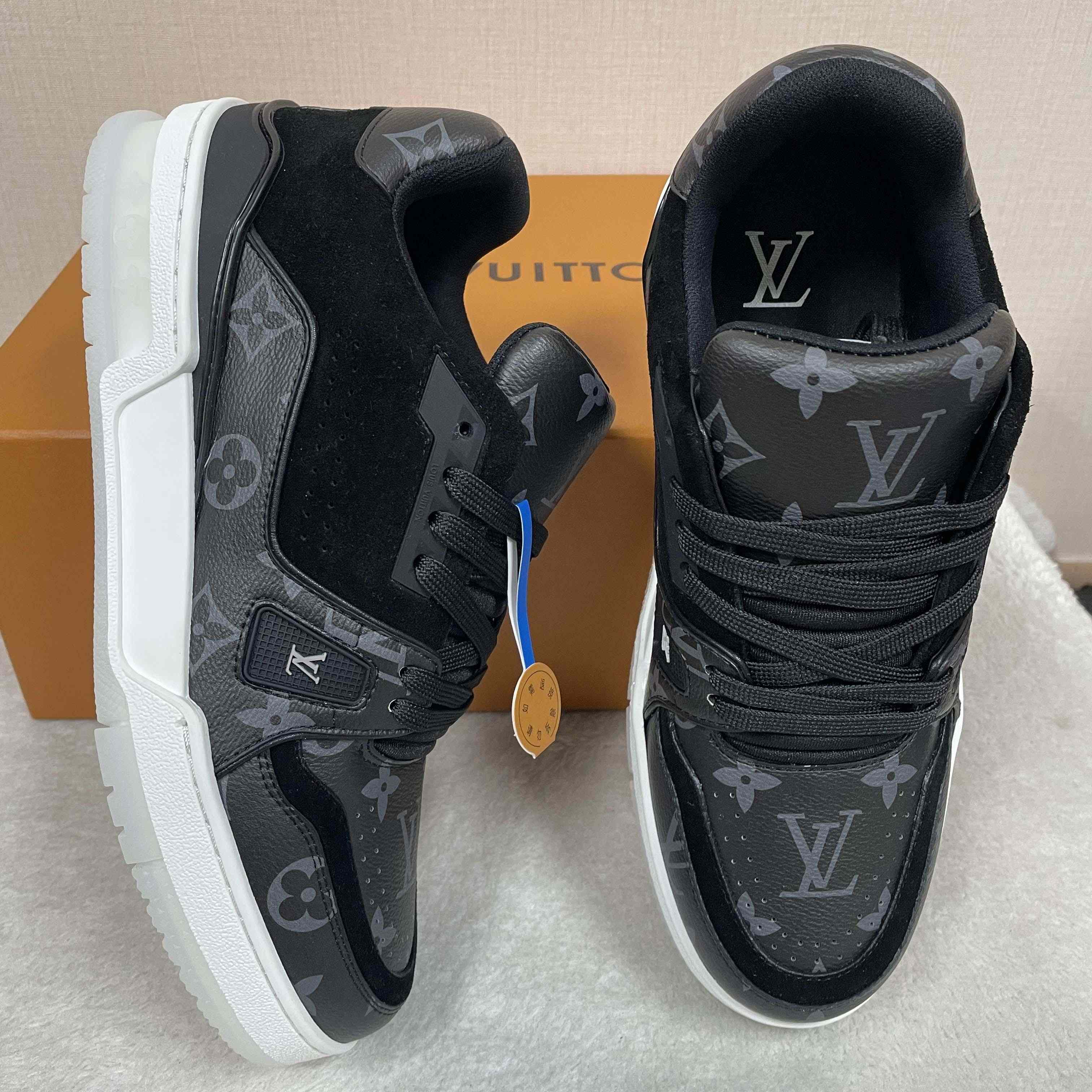 Louis Vuitton LV Trainer Sneaker  1A8PU8   - DesignerGu