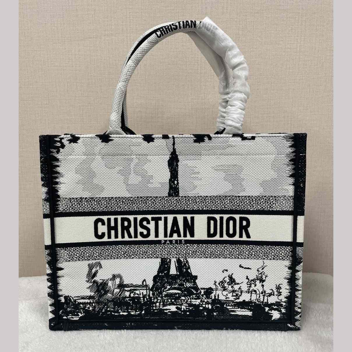 Dior Medium Dior Book Tote - DesignerGu
