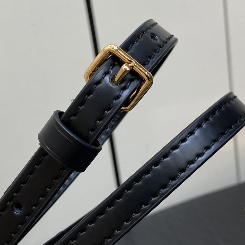 Louis Vuitton Twist West Pochette   M83077 - DesignerGu