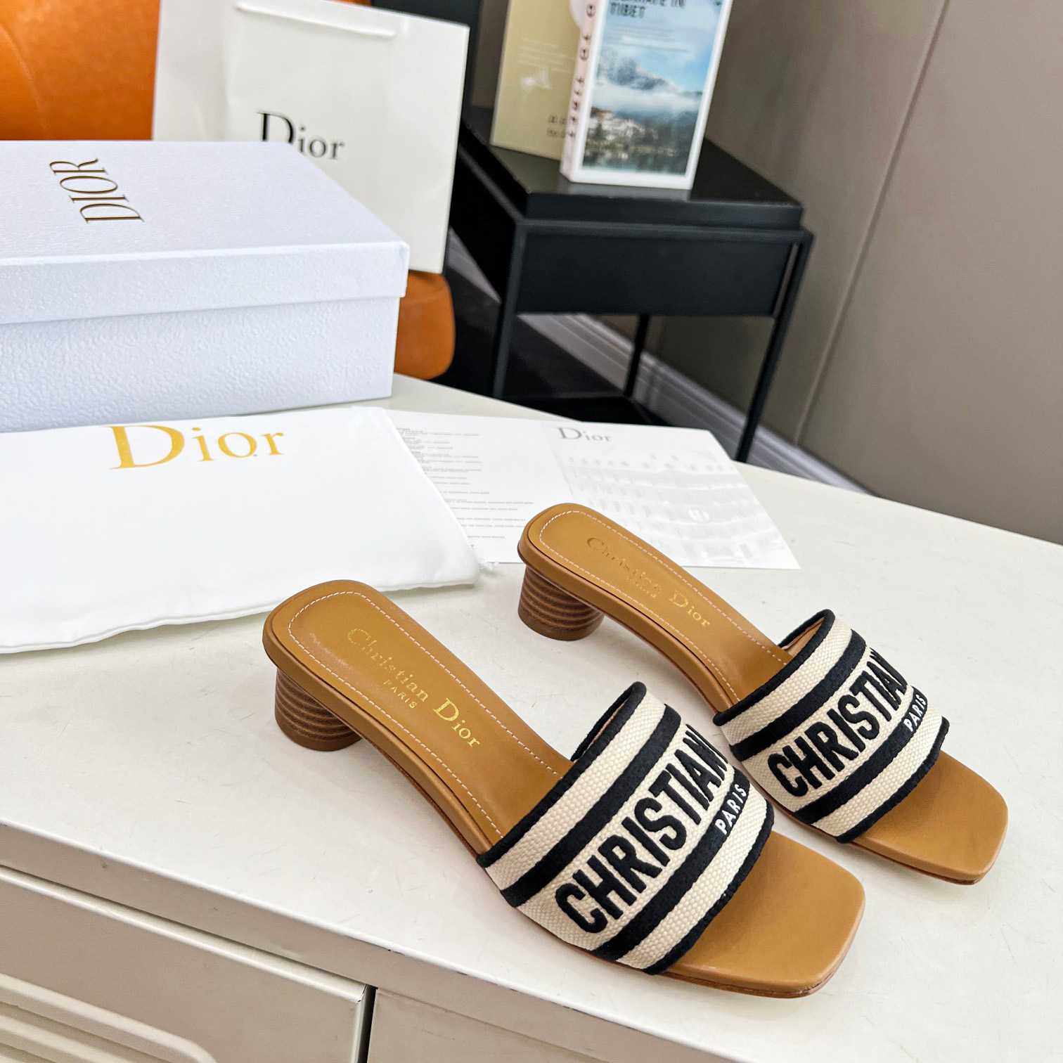 Dior Dioriviera Dway Heeled Slide - DesignerGu