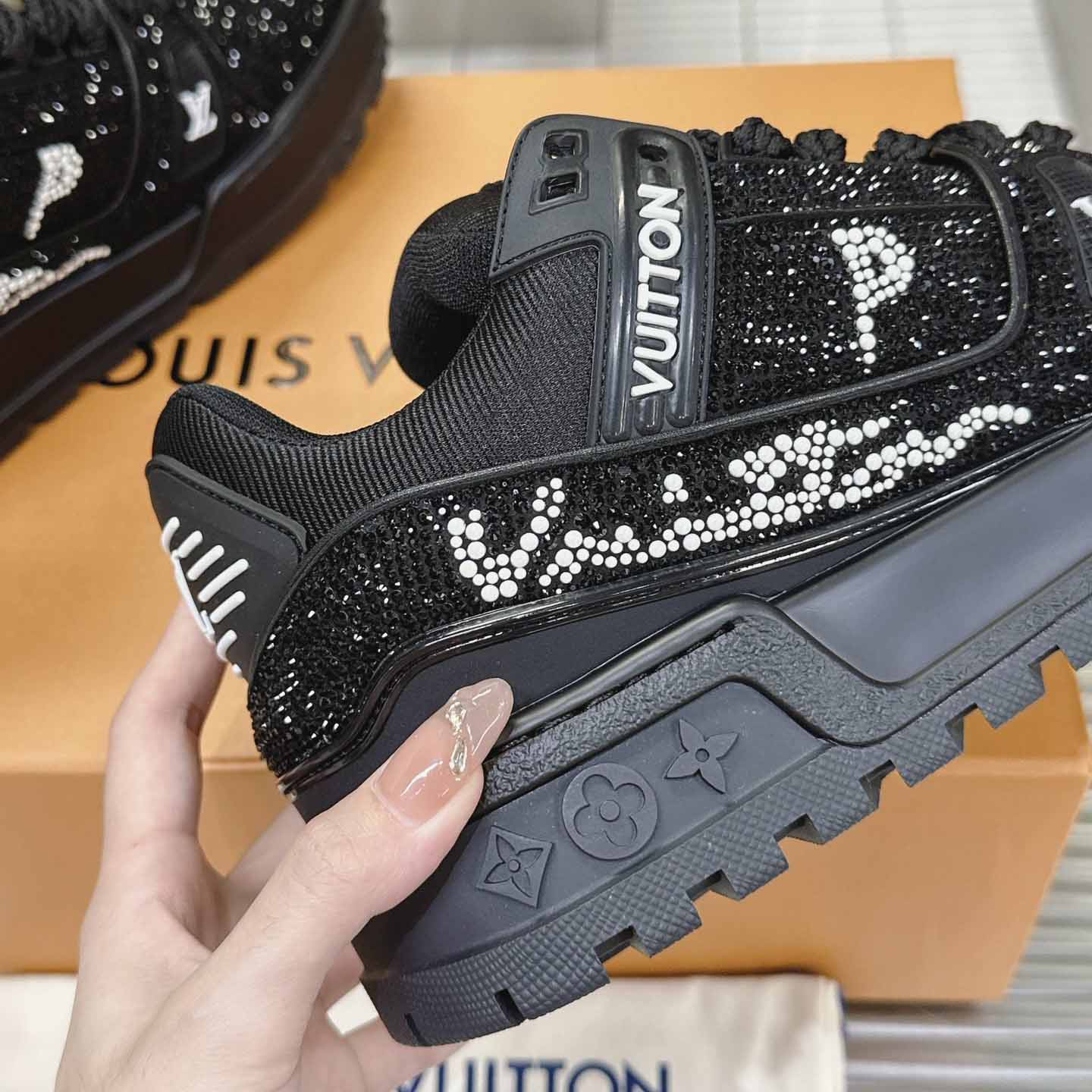 Louis Vuitton LV Trainer Maxi Sneaker   1ACEOK（upon uk size） - DesignerGu