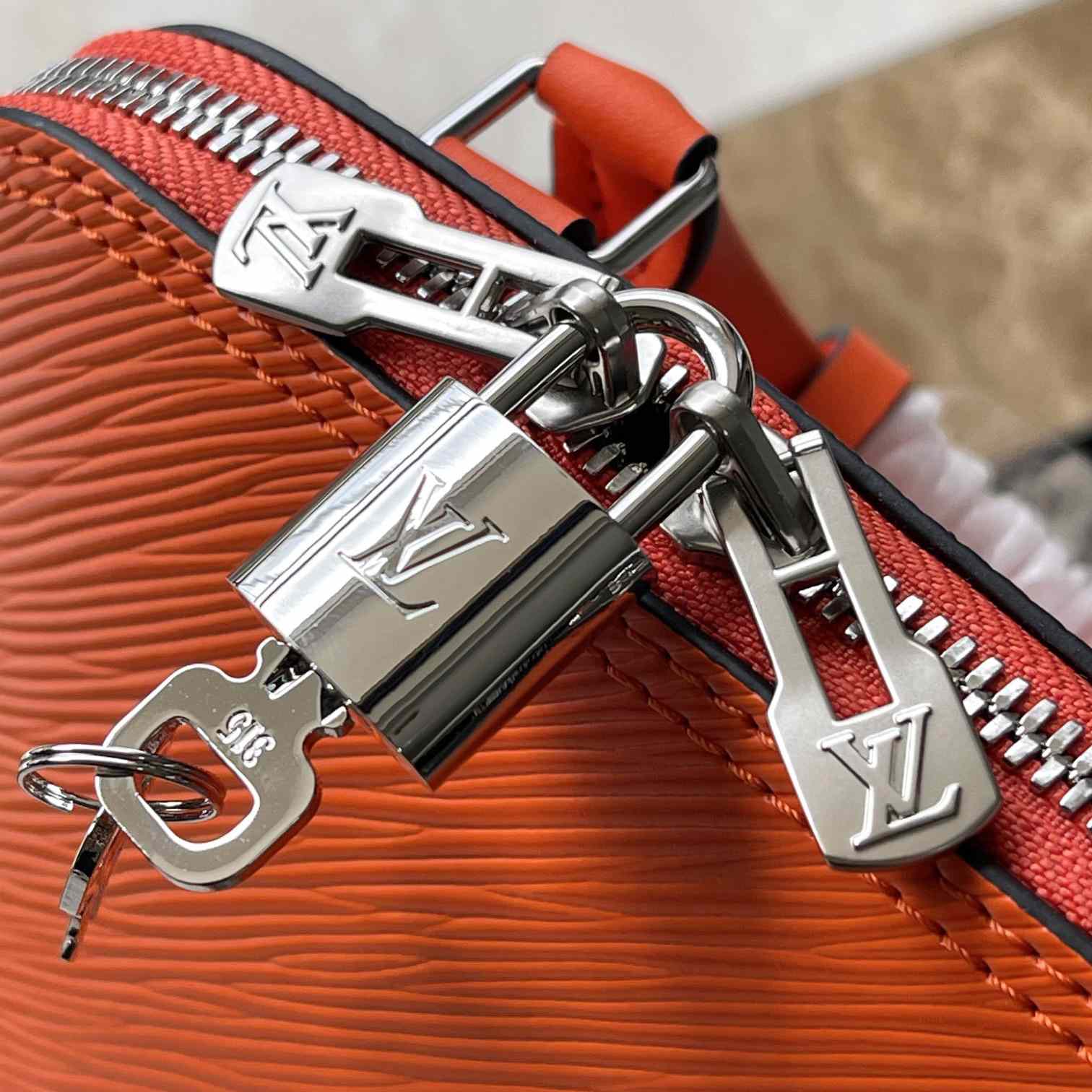 Louis Vuitton Alma Backpack    M25104 - DesignerGu