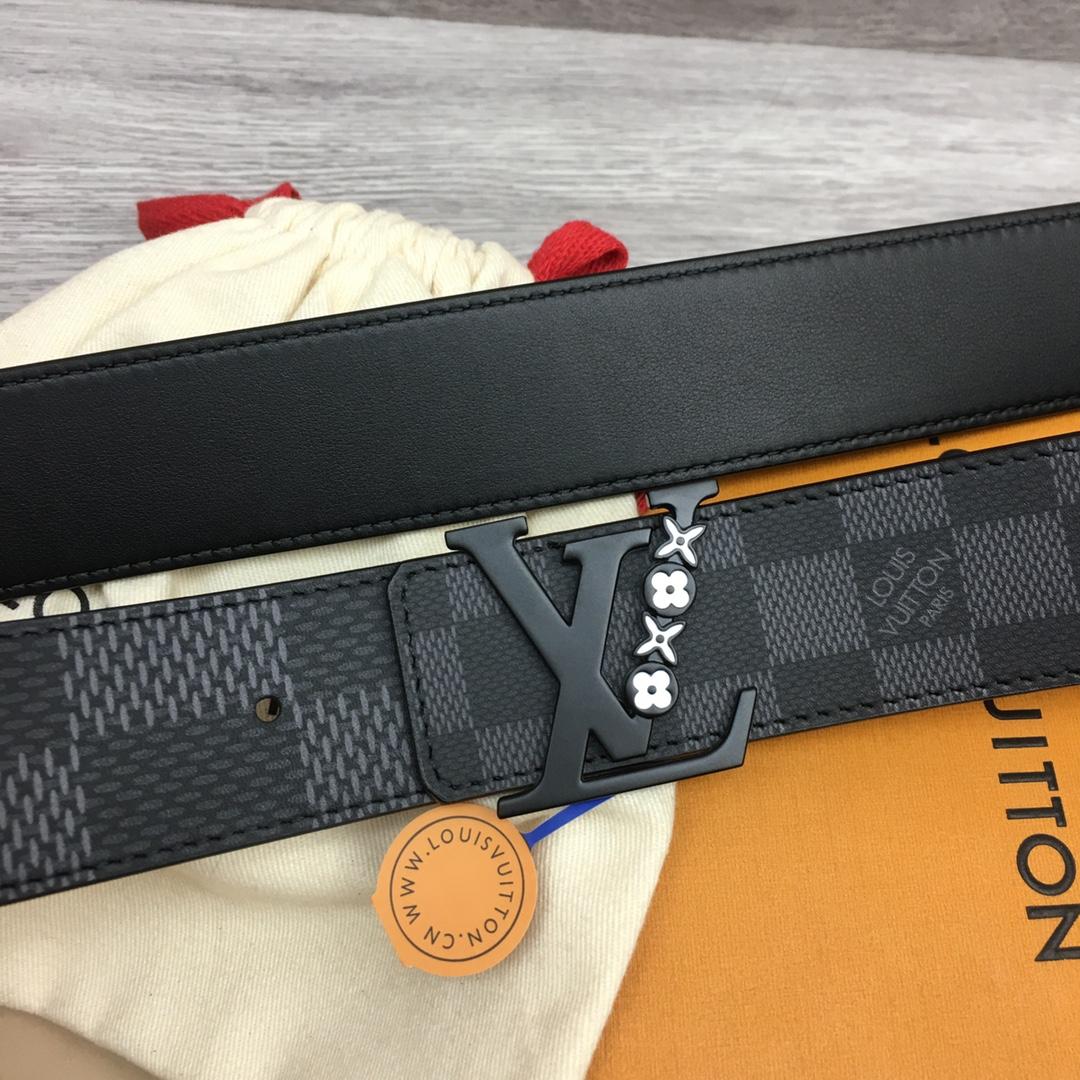 Louis Vuitton 40mm Reversible Belt - DesignerGu