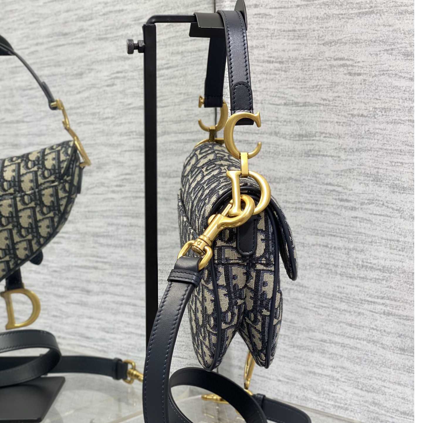 Dior Saddle Bag 17×5×15cm - DesignerGu