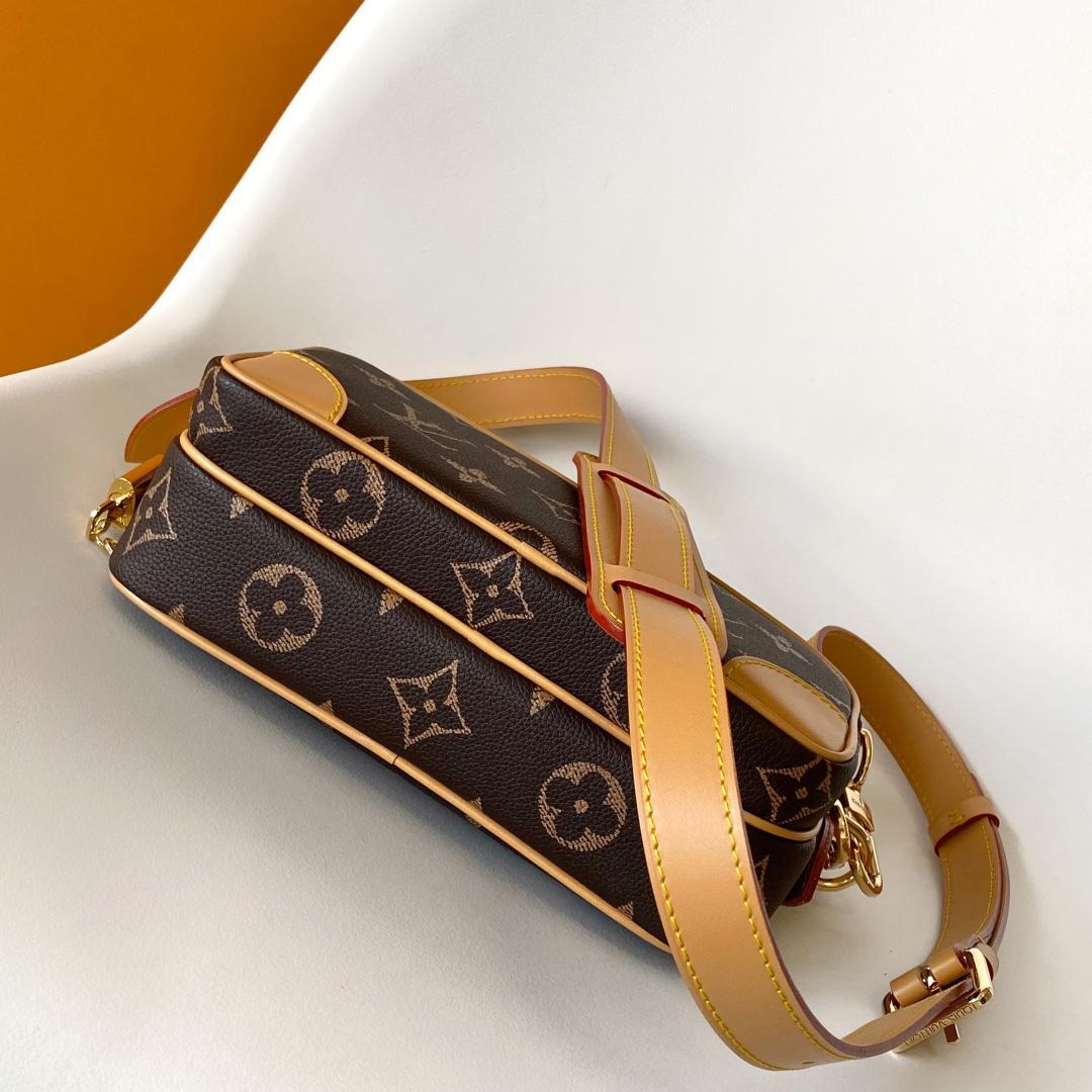 Louis Vuitton Nil   M14025 - DesignerGu