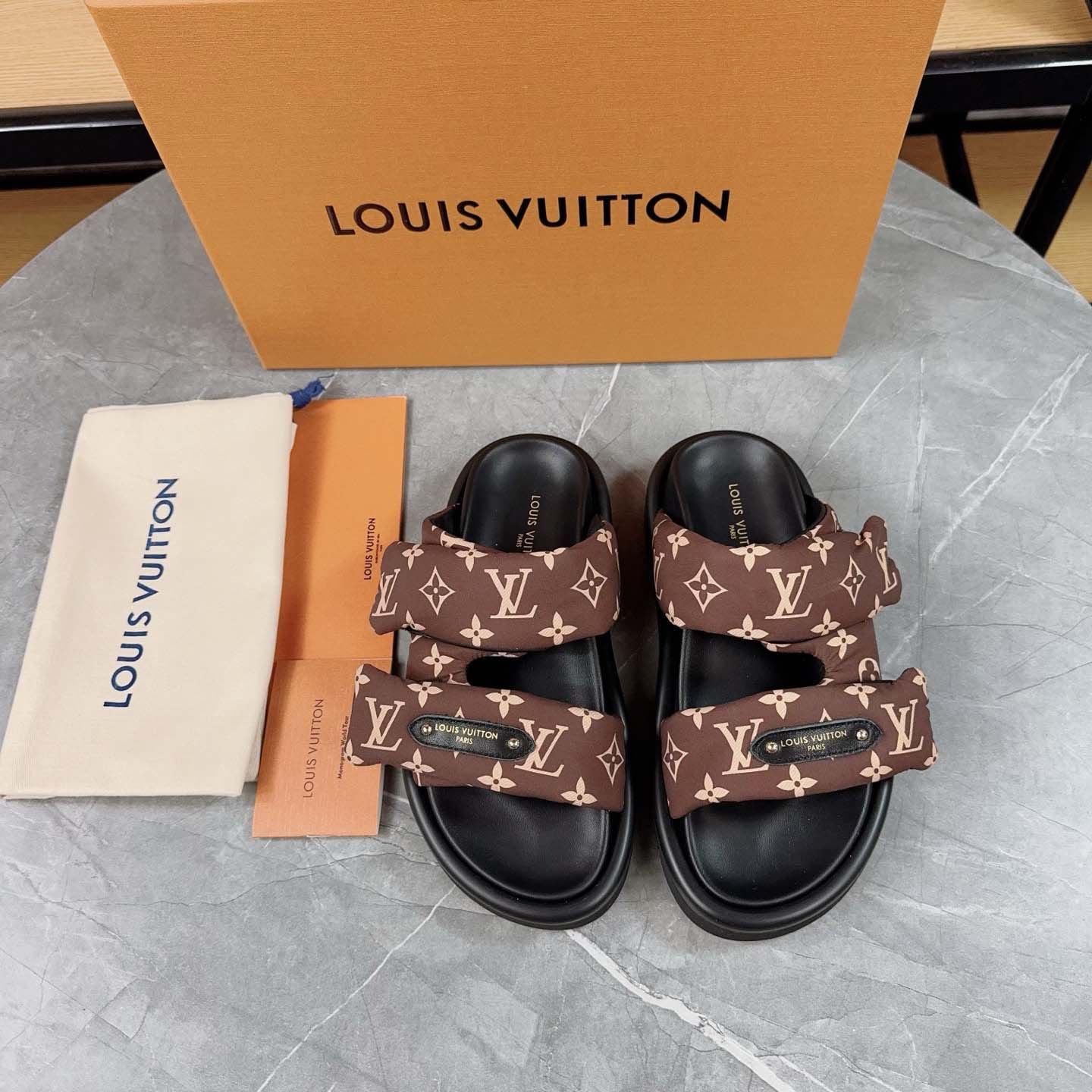 Louis Vuitton Pool Pillow Flat Comfort Mule - DesignerGu