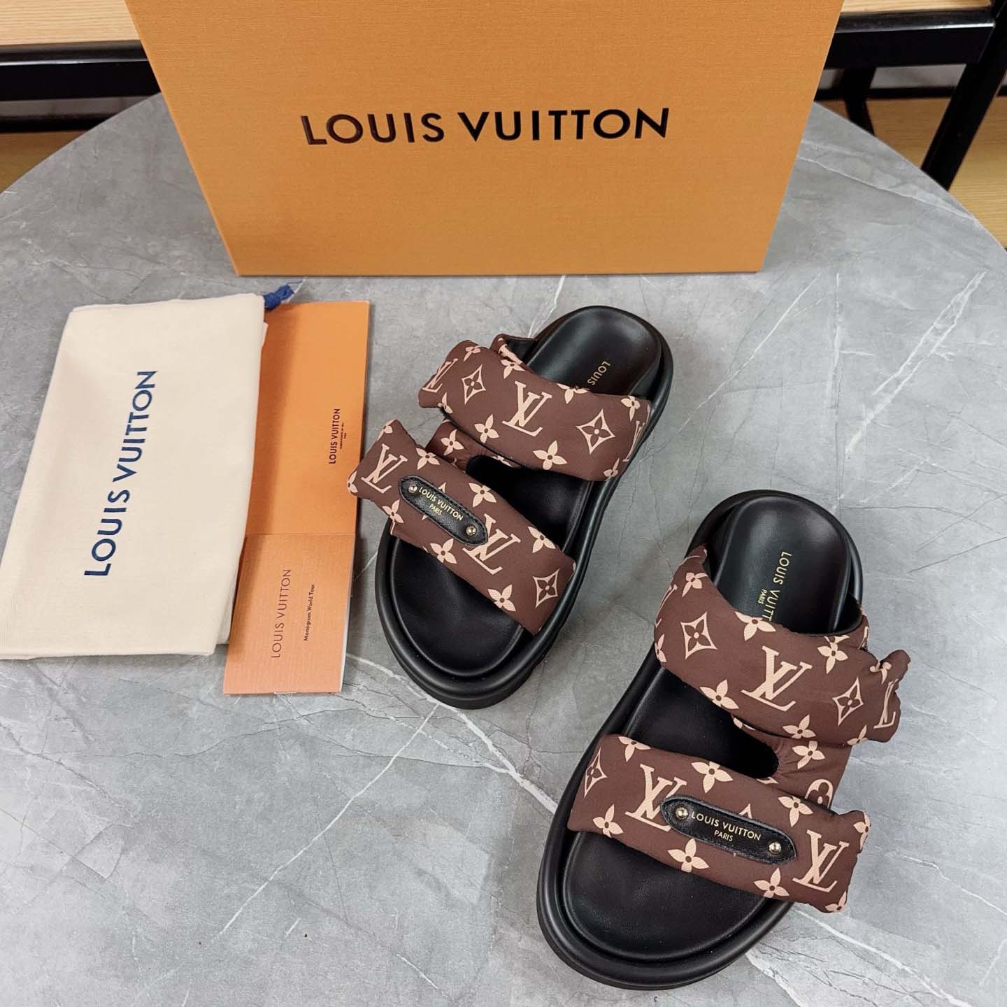 Louis Vuitton Pool Pillow Flat Comfort Mule - DesignerGu