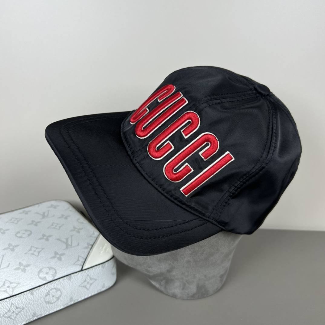 Gucci Baseball Cap - DesignerGu