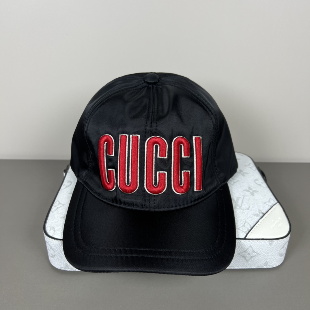 Gucci Baseball Cap - DesignerGu