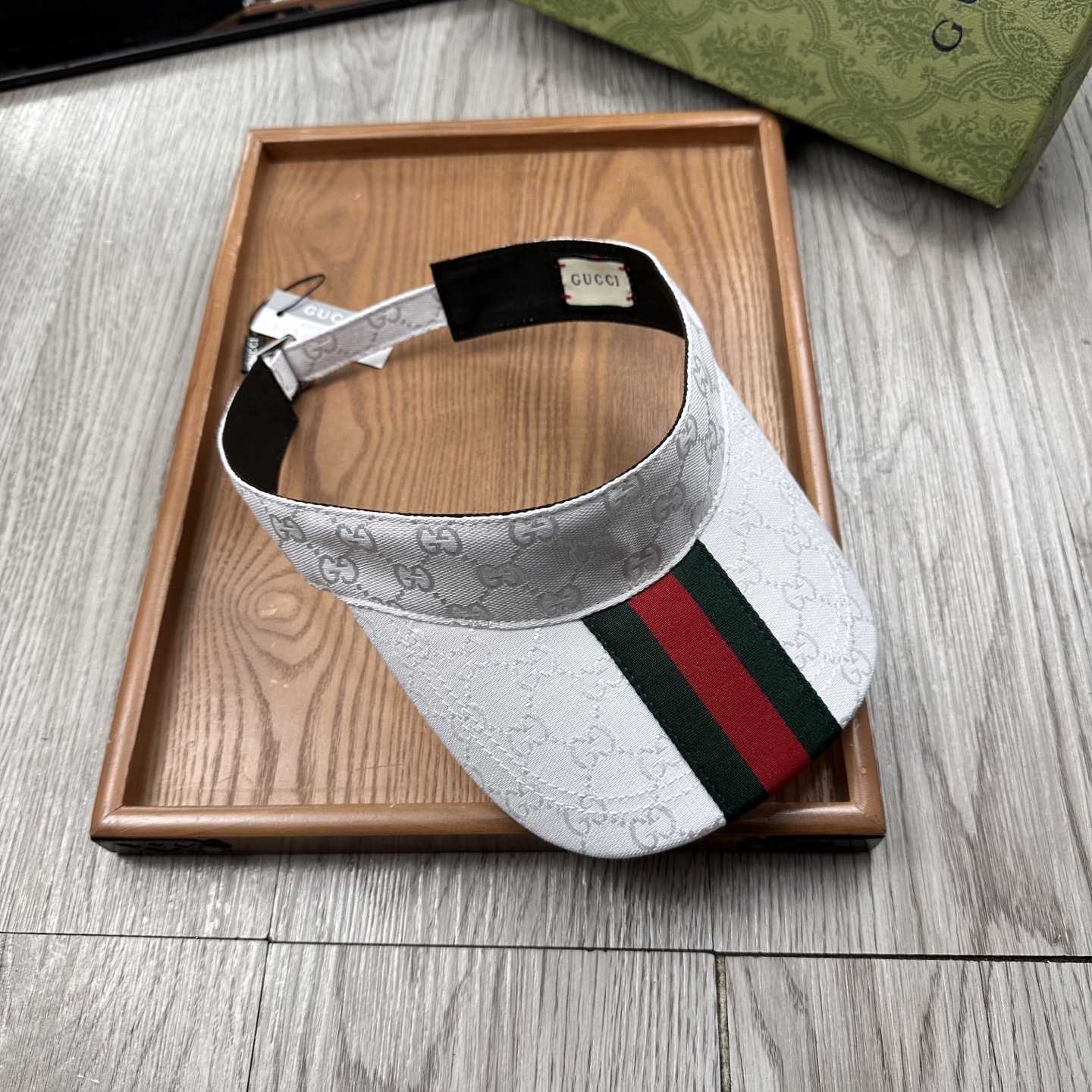 Gucci Original GG Canvas Visor With Web - DesignerGu