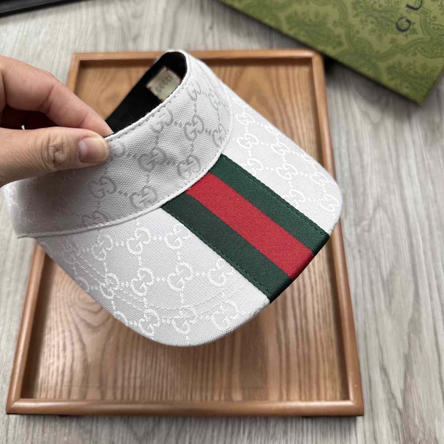 Gucci Original GG Canvas Visor With Web - DesignerGu