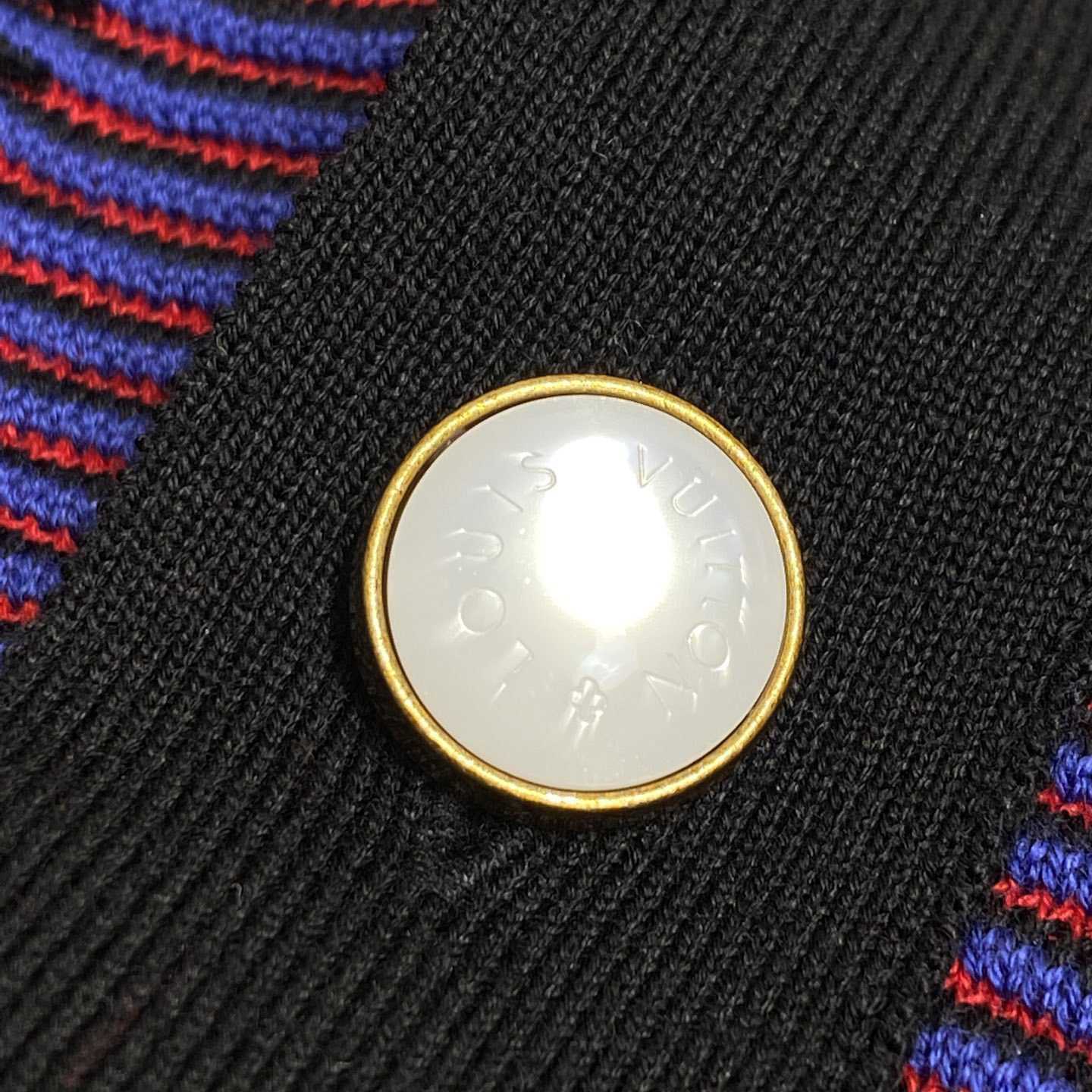 Louis Vuitton Optical Monogram Jacquard Cardigan  1AGTKS - DesignerGu