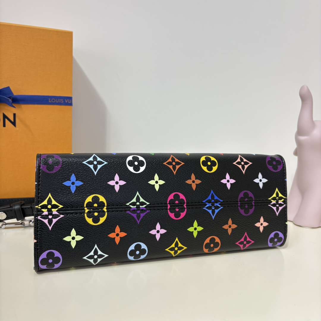 Louis Vuitton LV x TM OnTheGo East West Chain   M13260 - DesignerGu