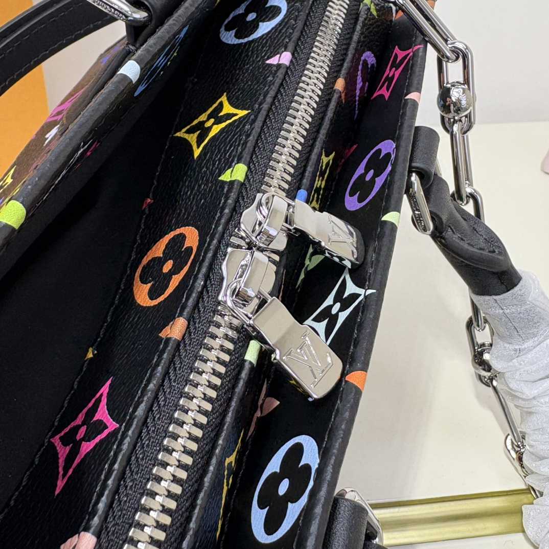 Louis Vuitton LV x TM OnTheGo East West Chain   M13260 - DesignerGu