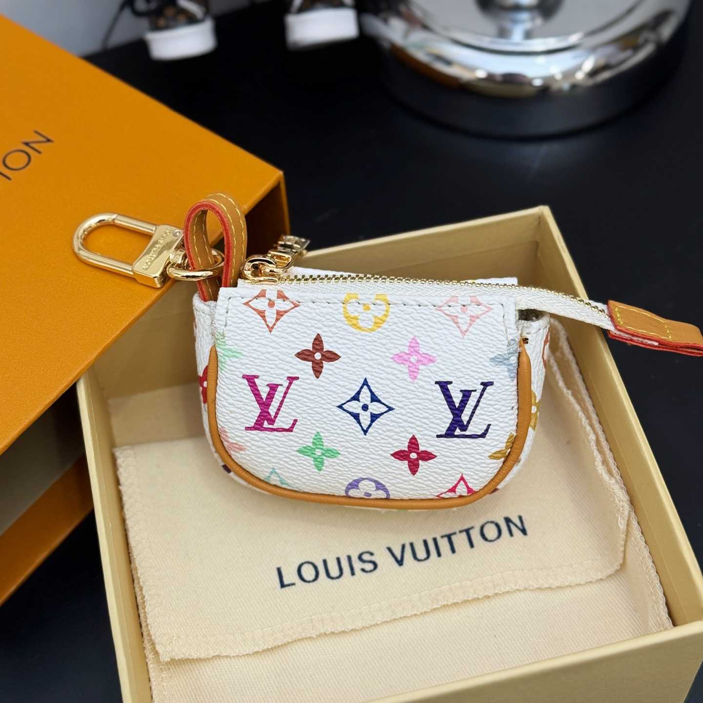 Louis Vuitton LV x TM Micro Pochette Monogram Multicolor     M02460 - DesignerGu