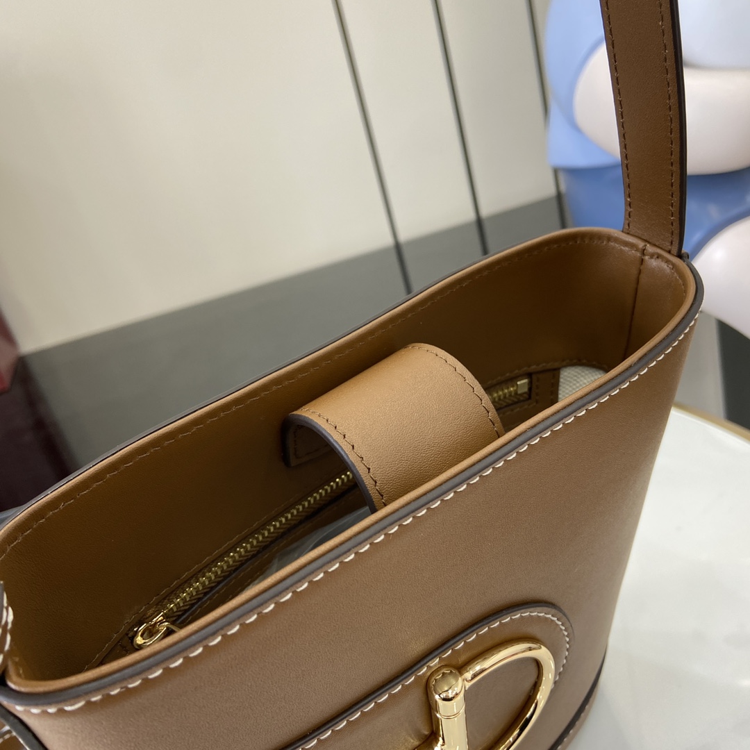 Gucci 73 Mini Bucket Bag - DesignerGu