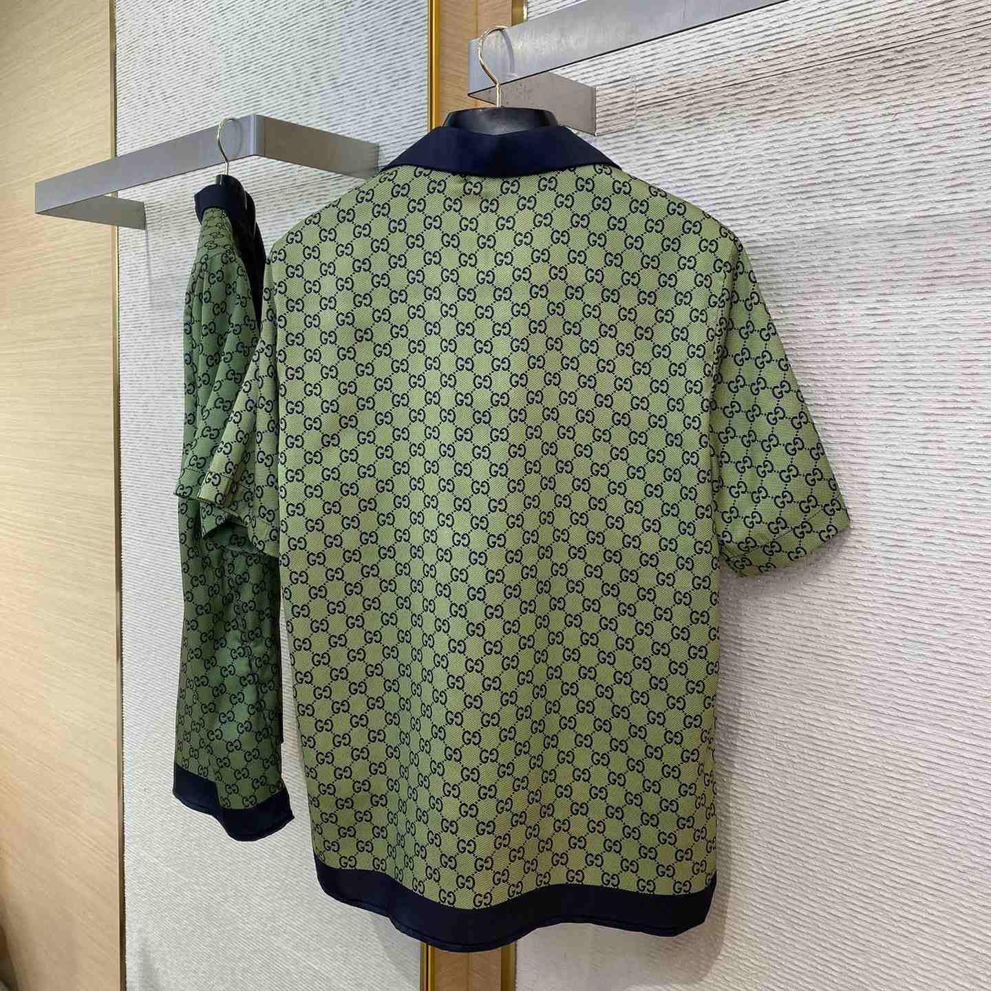 Gucci Printed Silk Shirt - DesignerGu