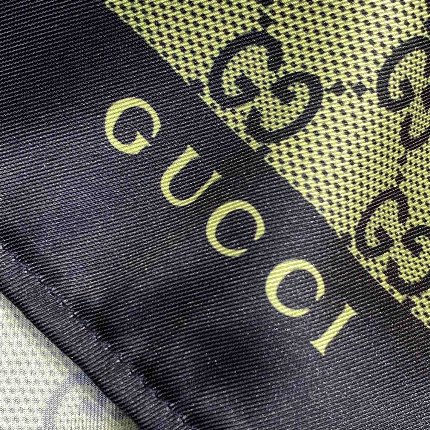 Gucci Printed Silk Shirt - DesignerGu