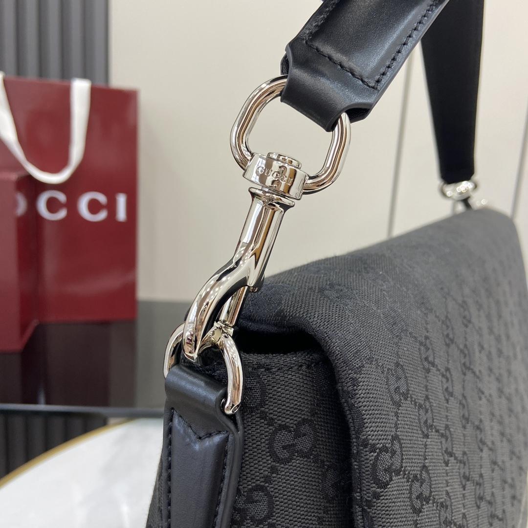 Gucci Medium GG Crossbody Bag With Web - DesignerGu