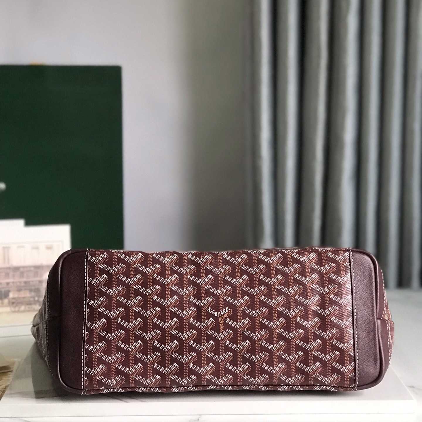 Goyard Saint Louis PM Bag - DesignerGu