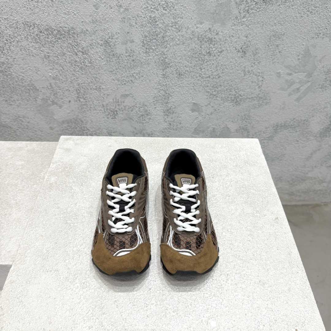 Bottega Veneta Orbit Sneaker - DesignerGu