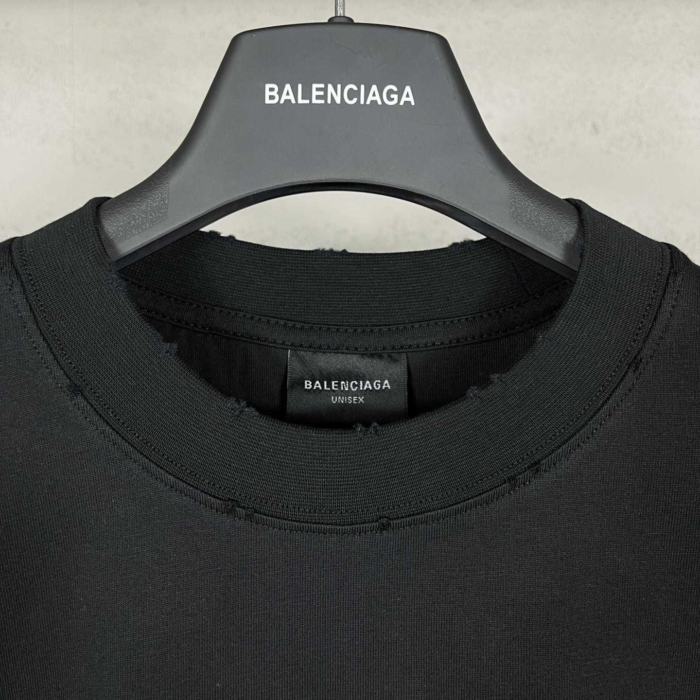Balenciaga Unity Sports Icon Cropped T-Shirt - DesignerGu