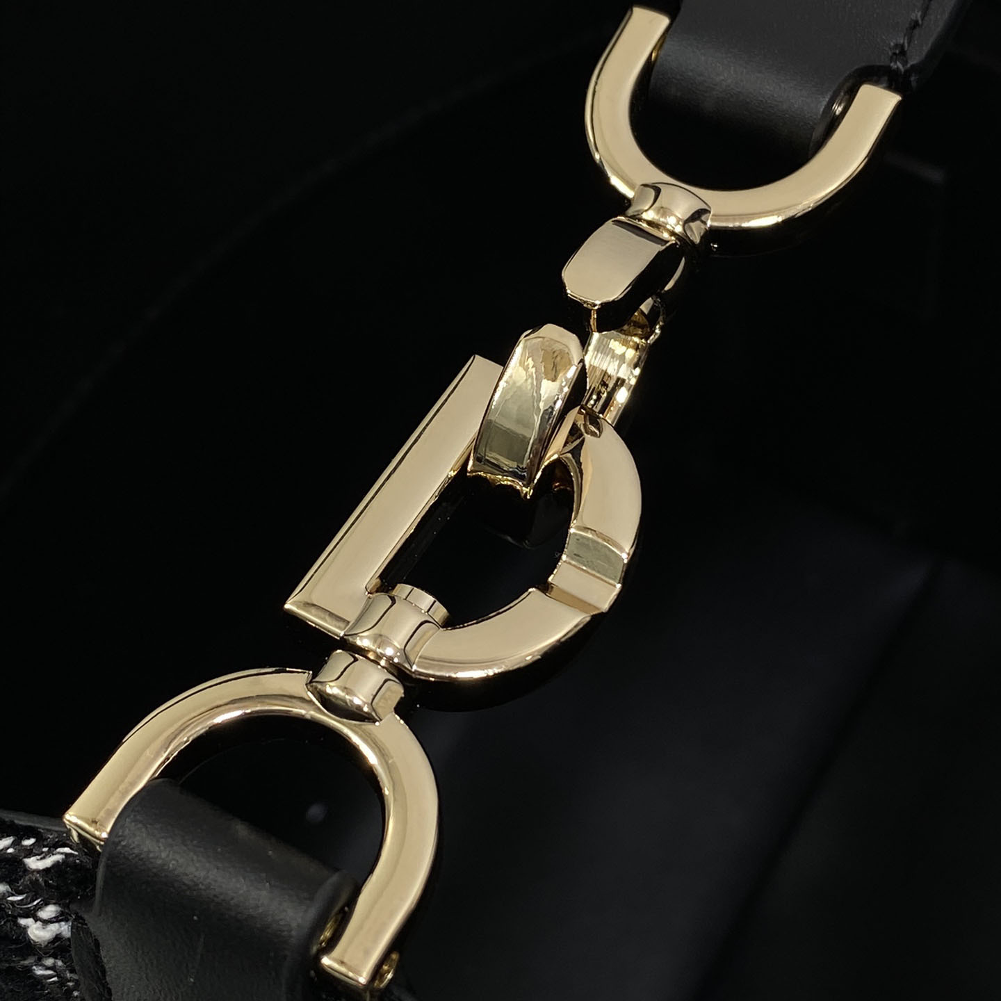 Dior Small Dior Toujours Vertical Tote Bag  - DesignerGu