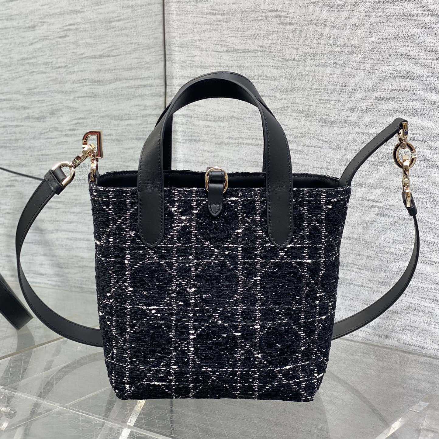 Dior Small Dior Toujours Vertical Tote Bag  - DesignerGu