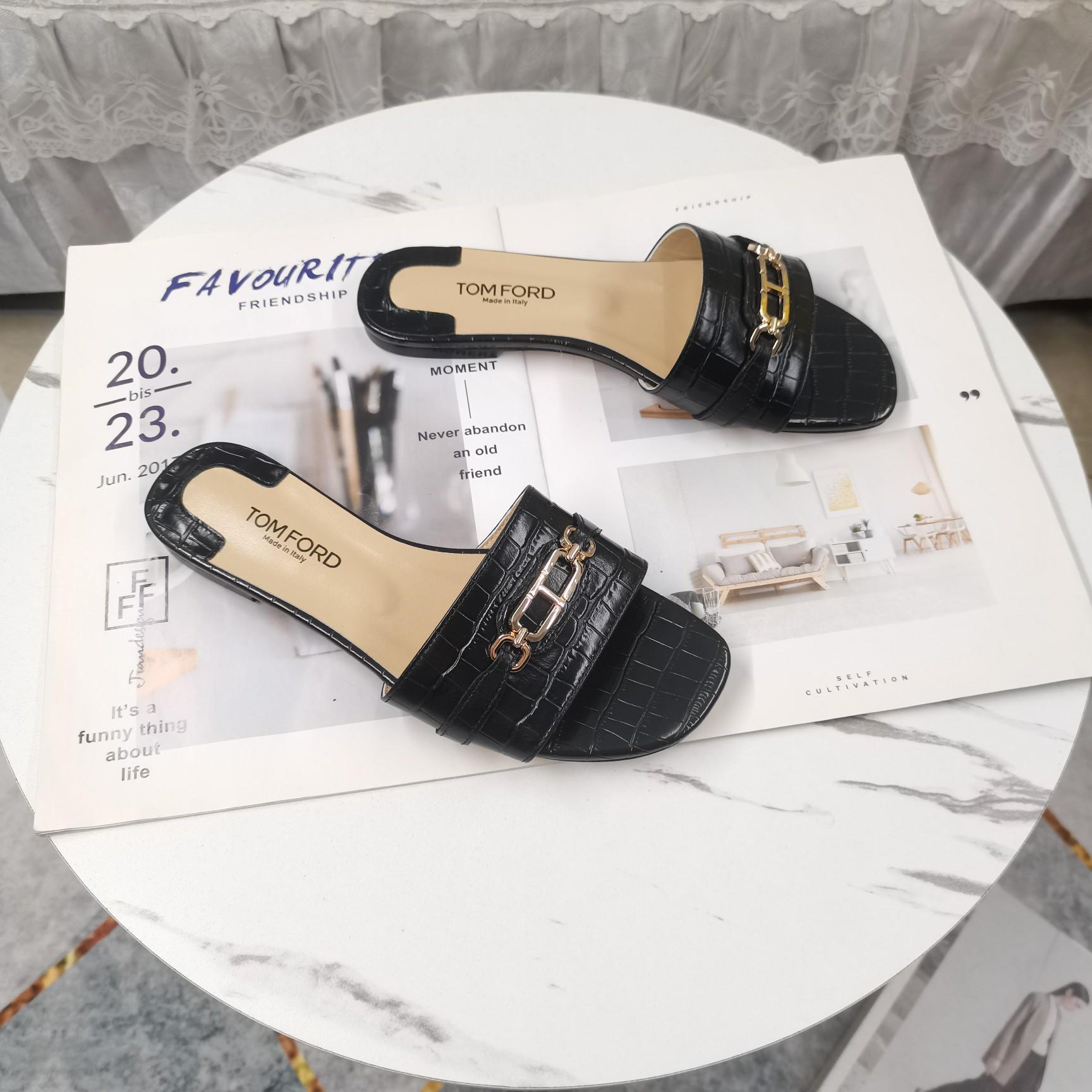 Tom Ford Whitney Slides - DesignerGu