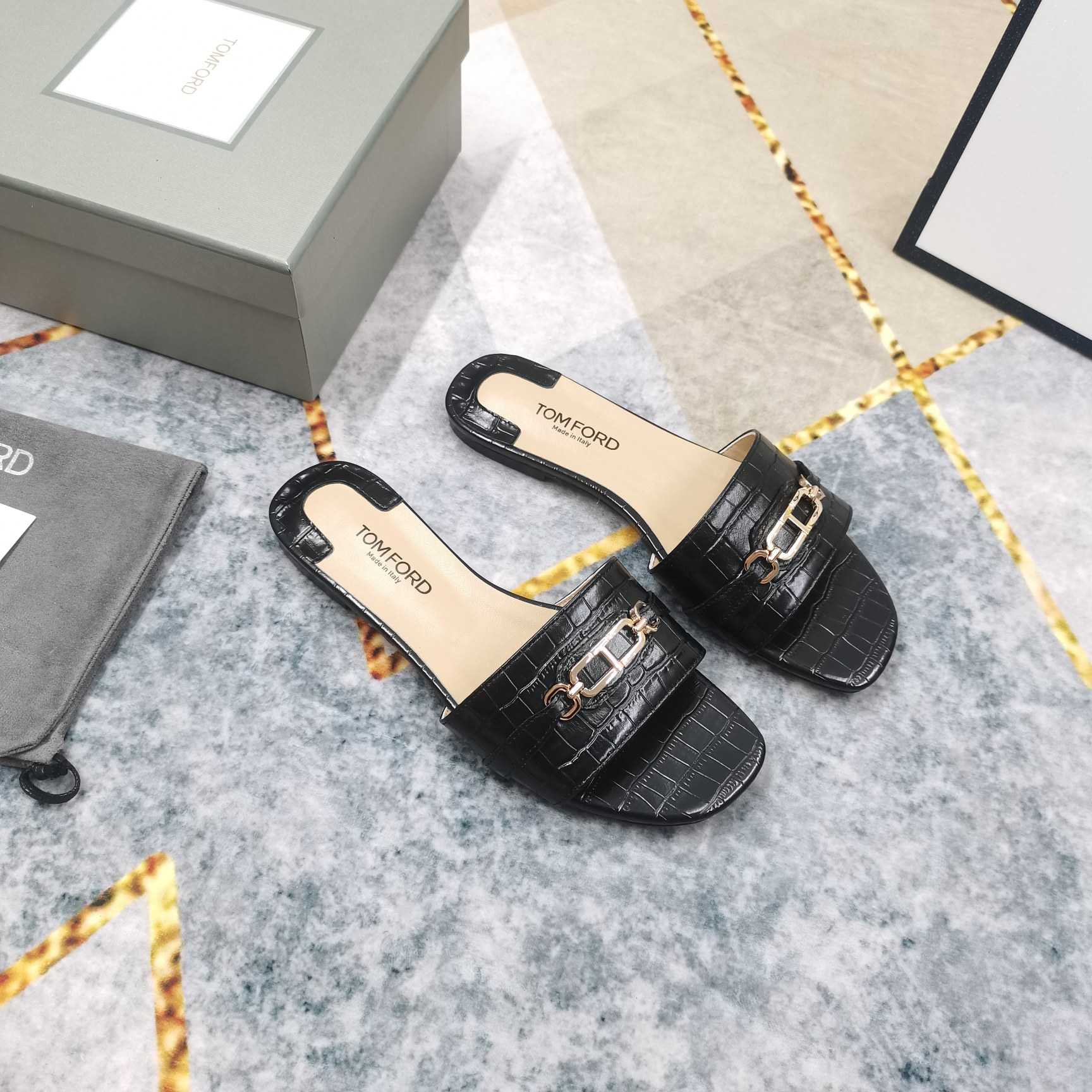 Tom Ford Whitney Slides - DesignerGu