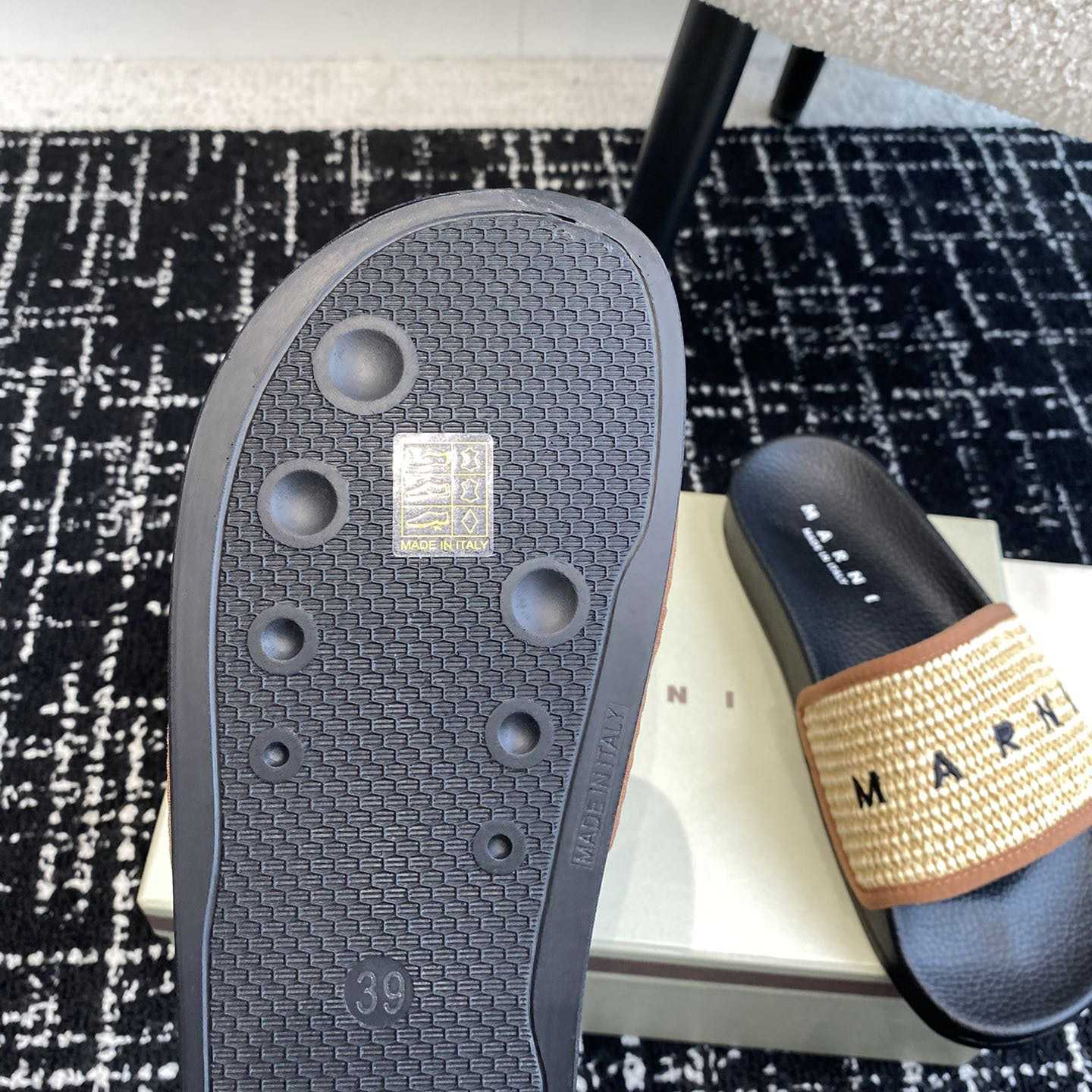 Marni Slide Logo-embroidered Raffia Slides  - DesignerGu