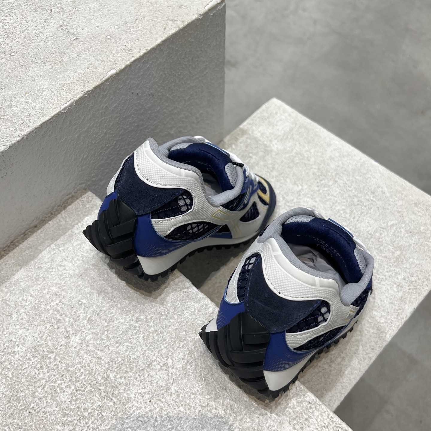 Bottega Veneta Orbit Sneaker - DesignerGu