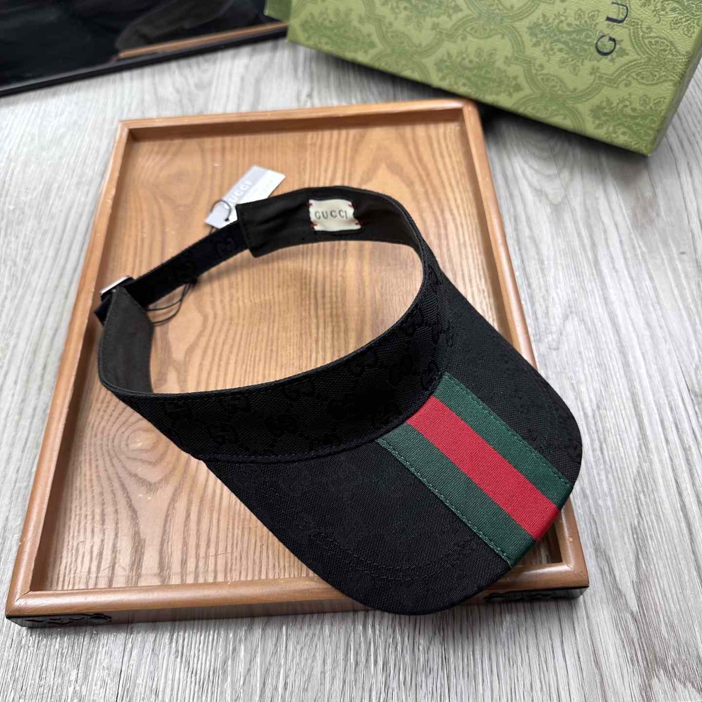 Gucci Original GG Canvas Visor With Web - DesignerGu