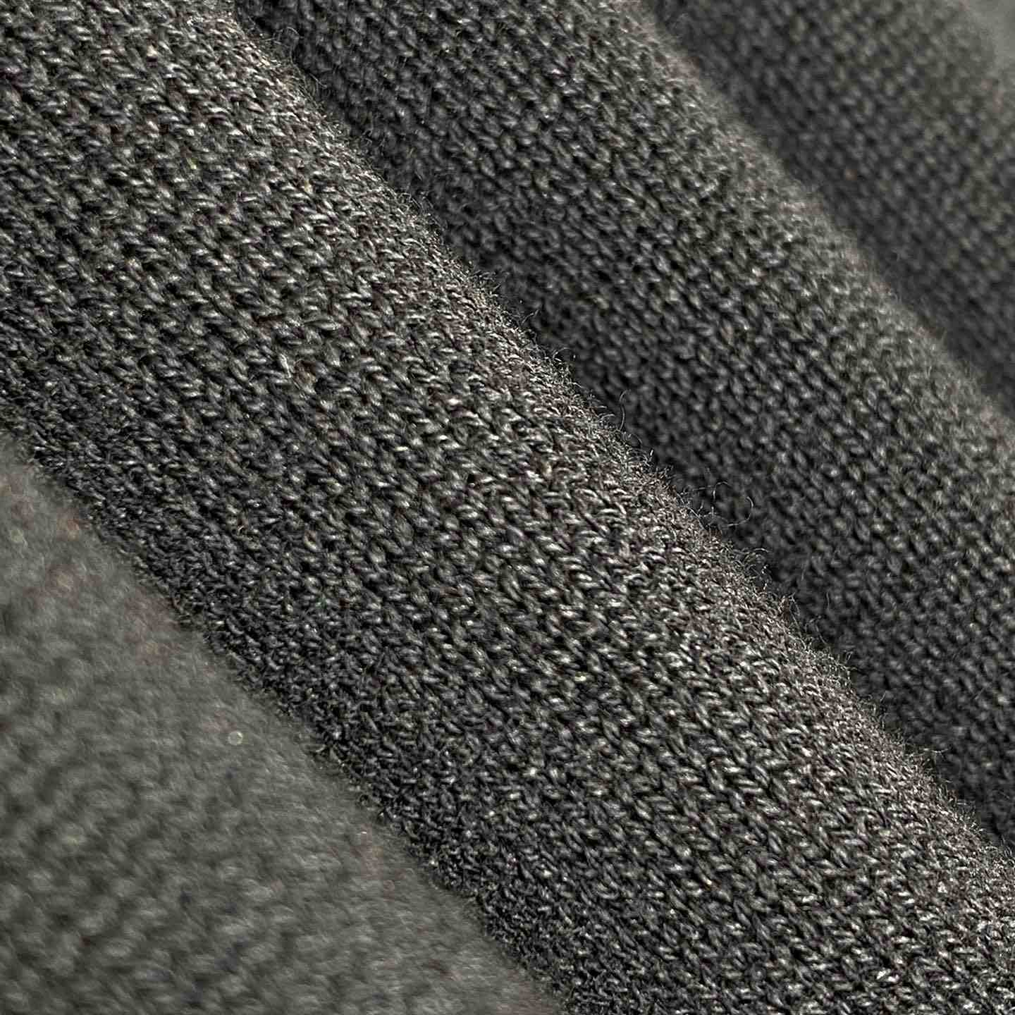 Louis Vuitton Monogram Jacquard Long-Sleeved Polo Shirt   1AGTMB - DesignerGu